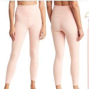 NWT Beyond Yoga Leggings
